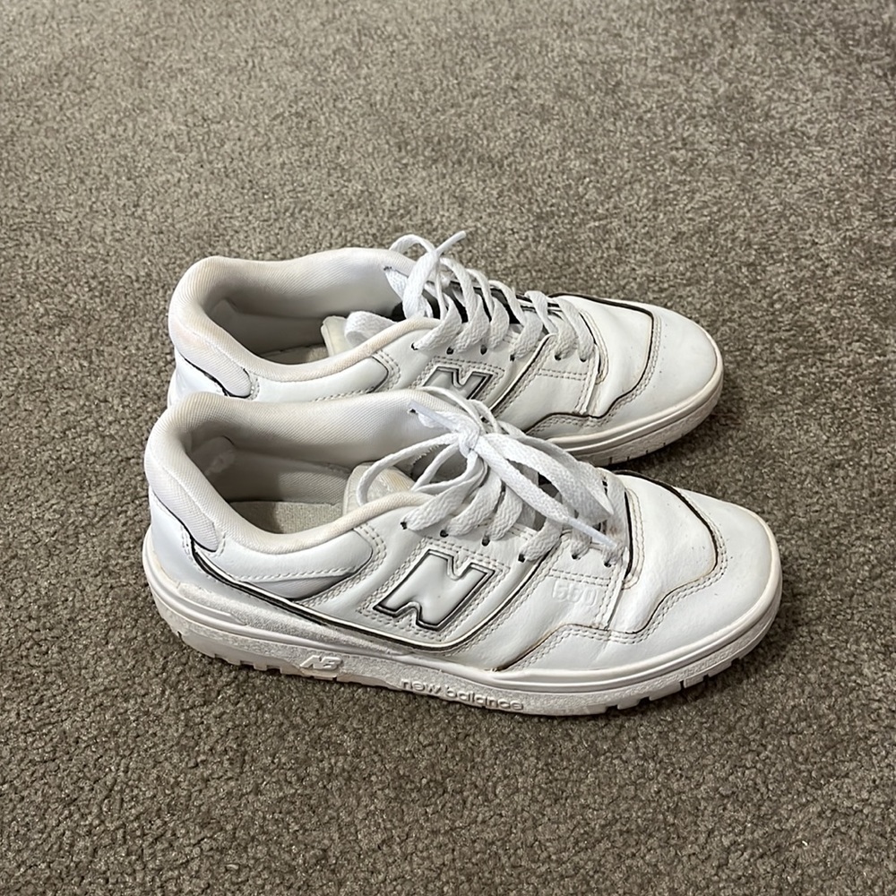 New Balance 550s Boys Grade School 5.0 (EU 37.5) I’m usually a woman 7-8.